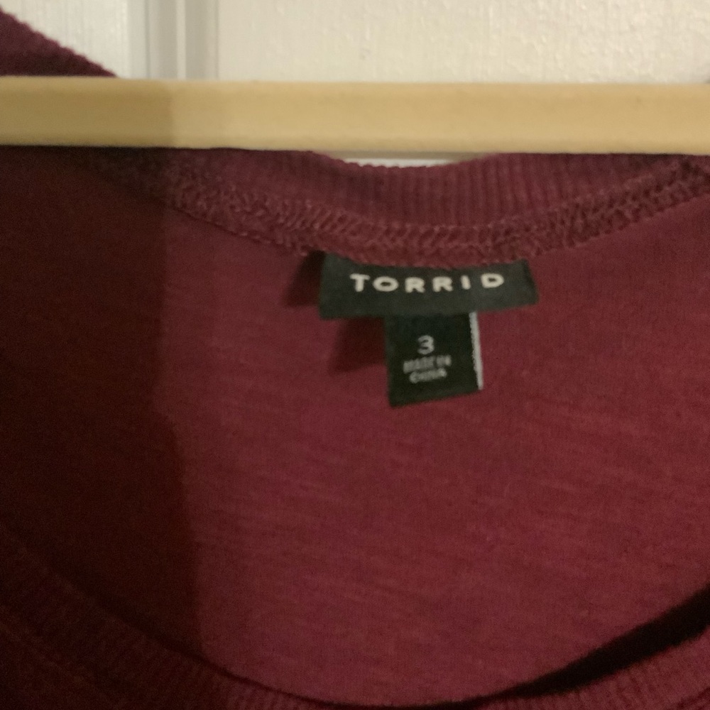 Torrid red tiered raglan top - Picture 2 of 3